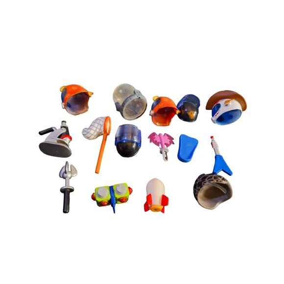 Tech Deck Dude lot of 14 Helmets, Hats, Butterfly Net, Microscope. Rocket Ship - Picture 6 of 7